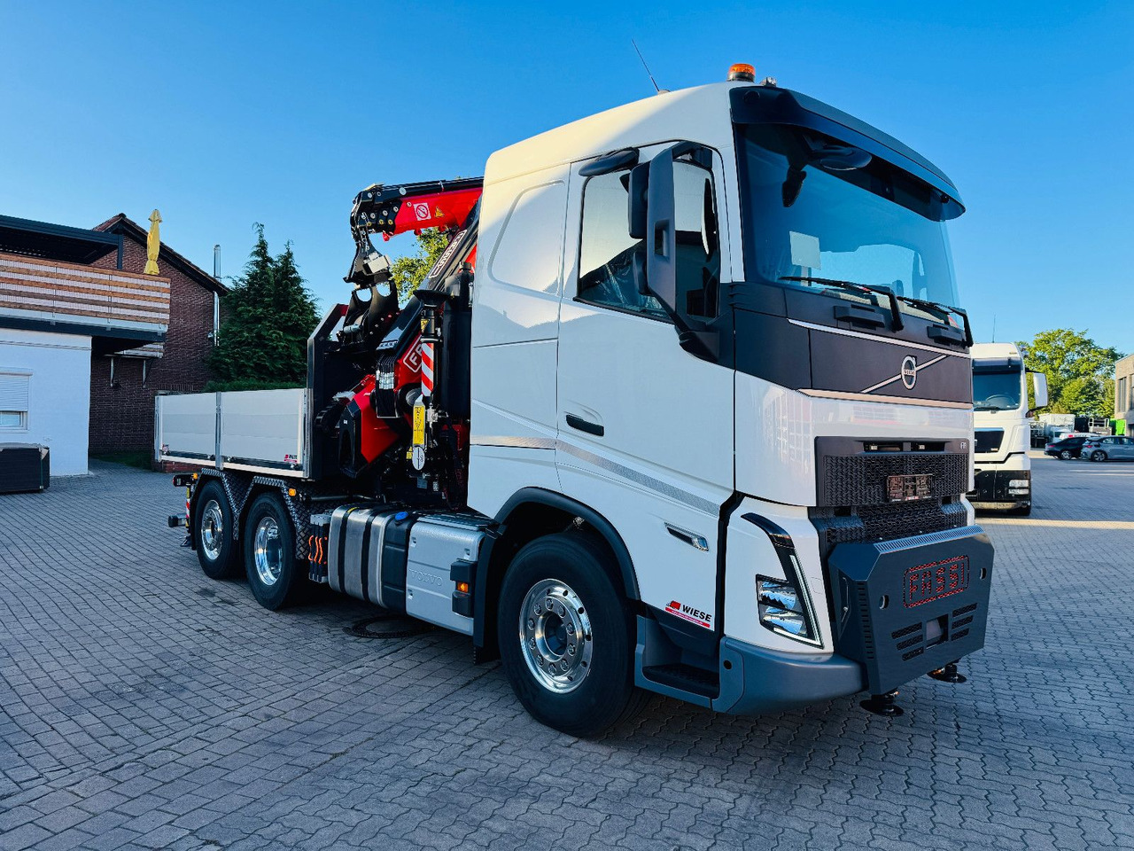 Volvo FH500 6x2 mit Fassi F545 2.27 JIB Winde sofort - Camión grúa: foto 2 Volvo FH500 6x2 mit Fassi F545 2.27 JIB Winde sofort - Camión grúa: foto 2