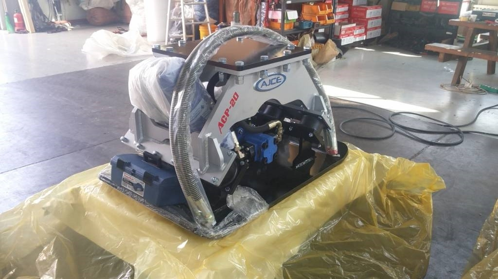 AJCE ACP-20 Vibration Plate Compactor - Plancha reversible: foto 5 AJCE ACP-20 Vibration Plate Compactor - Plancha reversible: foto 5