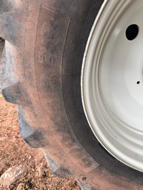 NEW HOLLAND T6.180 - Tractor: foto 4 NEW HOLLAND T6.180 - Tractor: foto 4