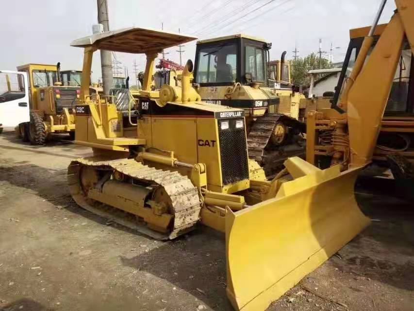 CATERPILLAR D3C - Bulldozer: foto 4 CATERPILLAR D3C - Bulldozer: foto 4