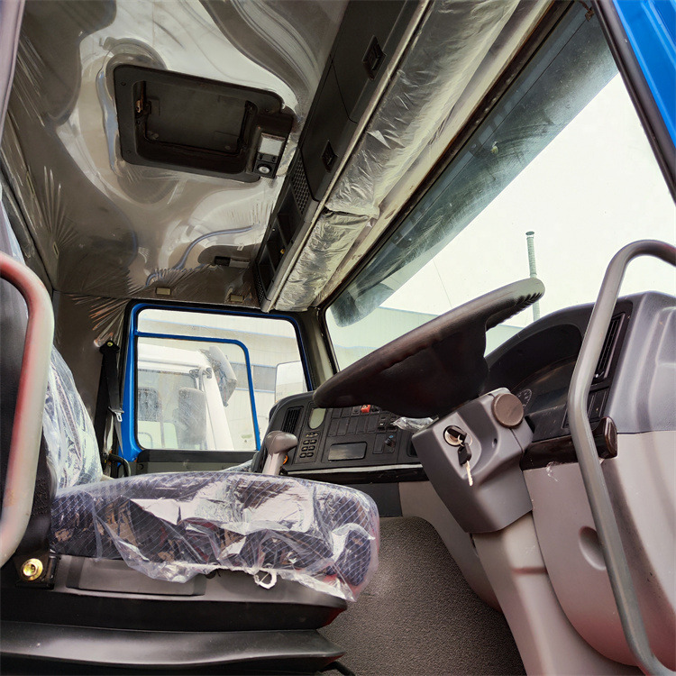 HOWO 6x4 336hp tractor - Cabeza tractora: foto 5 HOWO 6x4 336hp tractor - Cabeza tractora: foto 5