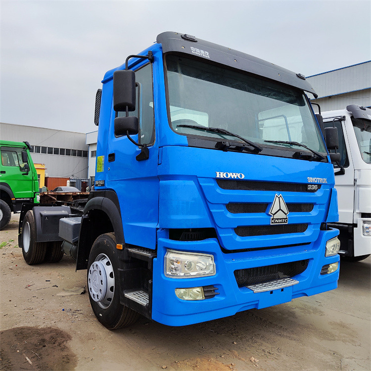 HOWO HOWO 6x4 336 truck tractors-blue - Cabeza tractora: foto 2 HOWO HOWO 6x4 336 truck tractors-blue - Cabeza tractora: foto 2