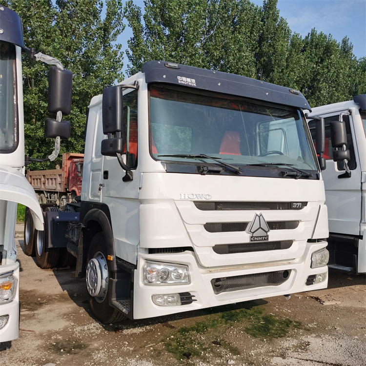 HOWO HOWO-6x4 371hp tractor - Cabeza tractora: foto 3 HOWO HOWO-6x4 371hp tractor - Cabeza tractora: foto 3