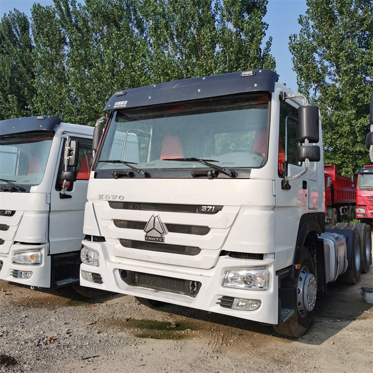 HOWO HOWO-6x4 371hp tractor - Cabeza tractora: foto 5 HOWO HOWO-6x4 371hp tractor - Cabeza tractora: foto 5
