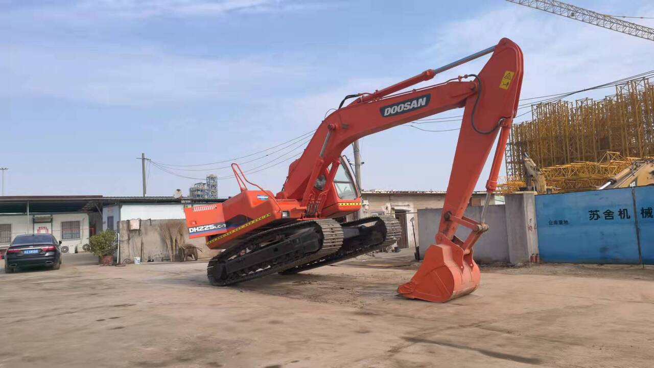DOOSAN DH225LC-7 - Excavadora de cadenas: foto 5 DOOSAN DH225LC-7 - Excavadora de cadenas: foto 5