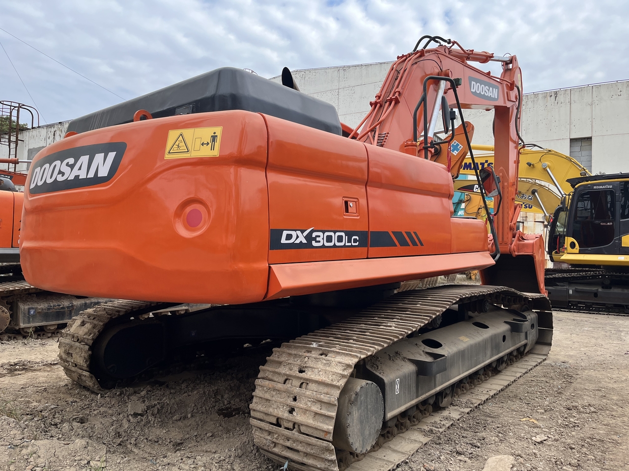 DOOSAN DX300 - Excavadora de cadenas: foto 3 DOOSAN DX300 - Excavadora de cadenas: foto 3