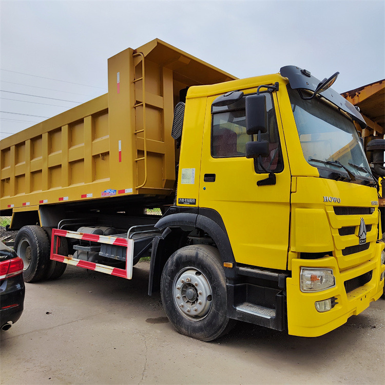 HOWO HOWO6x4 336 -Yellow Tipper - Camión volquete: foto 5 HOWO HOWO6x4 336 -Yellow Tipper - Camión volquete: foto 5