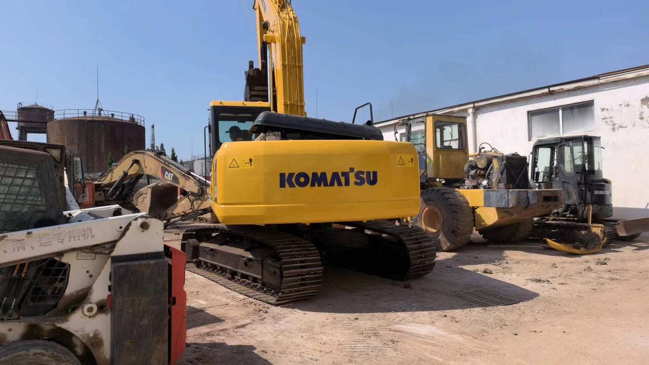 KOMATSU PC200-7 - Excavadora de cadenas: foto 5 KOMATSU PC200-7 - Excavadora de cadenas: foto 5