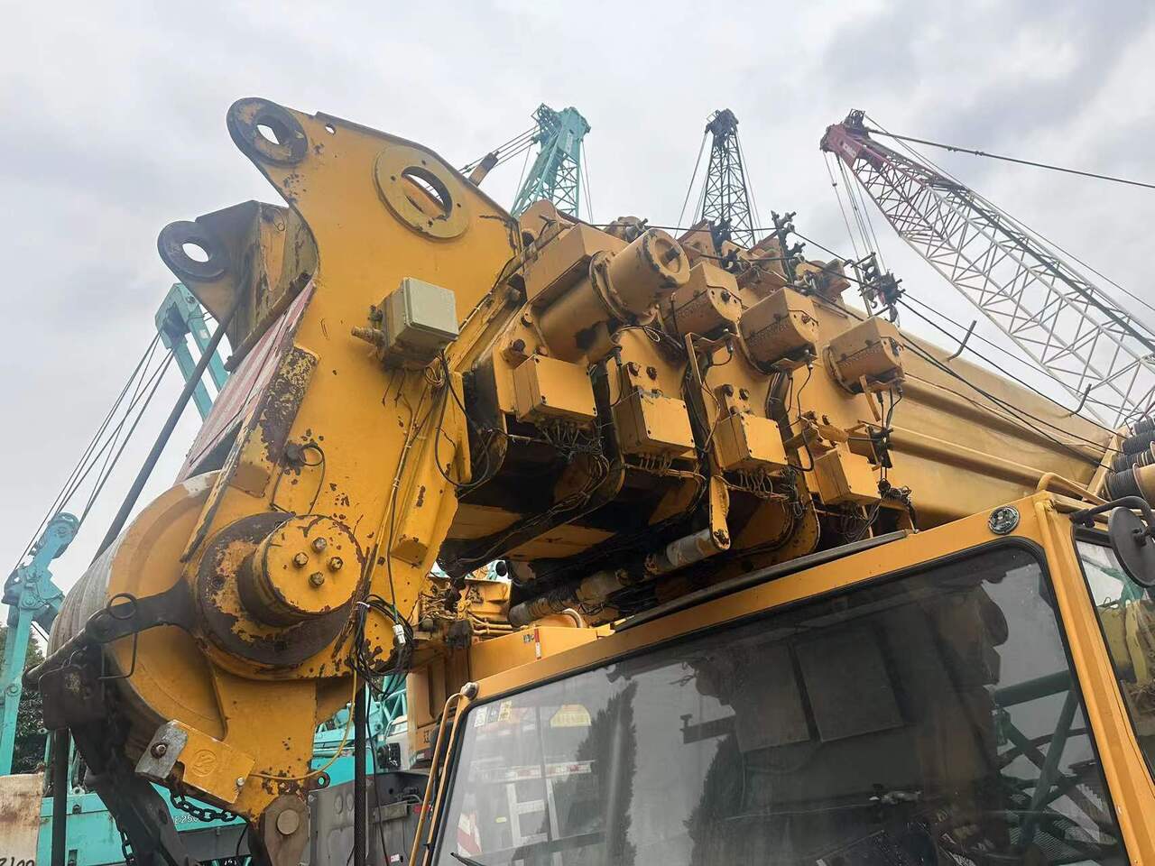 Liebherr KMK6200 - Grúa: foto 4 Liebherr KMK6200 - Grúa: foto 4