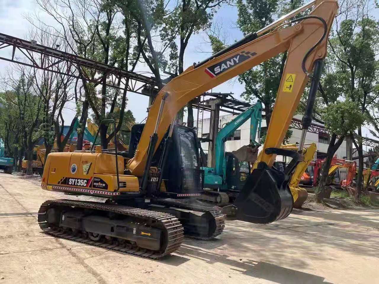 SANY SY135C - Excavadora de cadenas: foto 3 SANY SY135C - Excavadora de cadenas: foto 3
