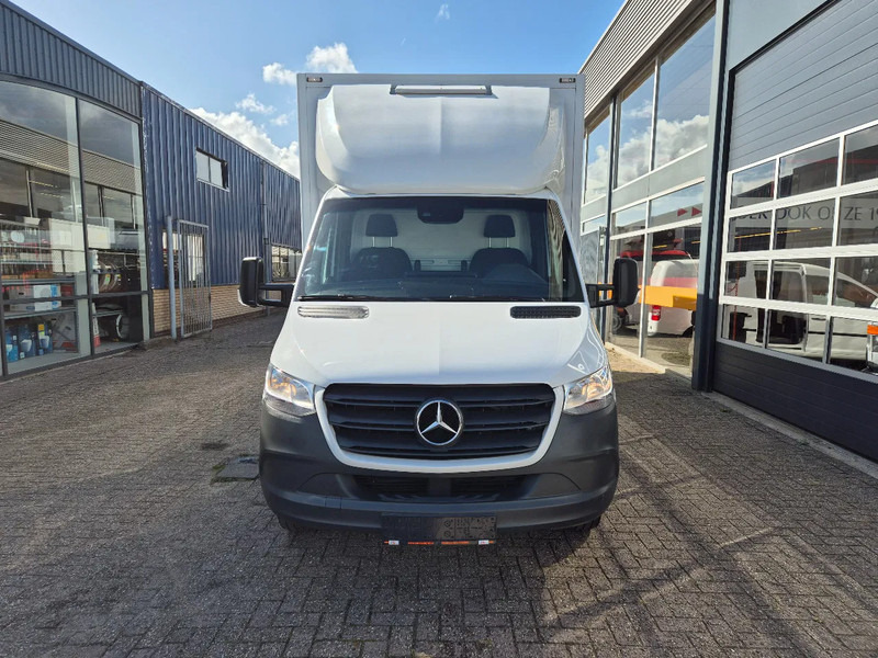 Mercedes-Benz Sprinter 516 CDI BE Clixtar/ Webasto/ 27 KUB/ Nutzlast 3.3T/ 073687 - Furgoneta caja cerrada: foto 4 Mercedes-Benz Sprinter 516 CDI BE Clixtar/ Webasto/ 27 KUB/ Nutzlast 3.3T/ 073687 - Furgoneta caja cerrada: foto 4