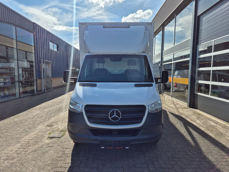 Mercedes-Benz Sprinter 516 CDI BE Clixtar/ Webasto/ 27 KUB/ Nutzlast 3.3T/ 073688 - Furgoneta caja cerrada: foto 4 Mercedes-Benz Sprinter 516 CDI BE Clixtar/ Webasto/ 27 KUB/ Nutzlast 3.3T/ 073688 - Furgoneta caja cerrada: foto 4