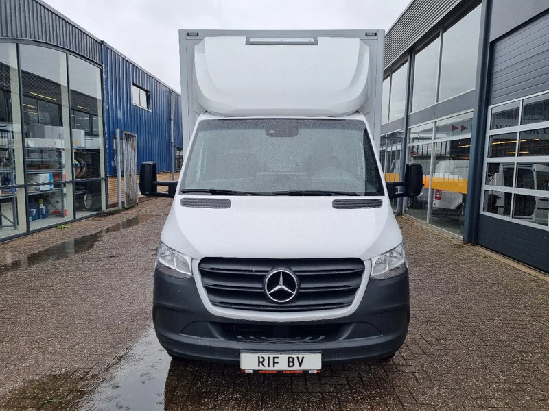 Mercedes-Benz Sprinter 516 CDI BE Clixtar/ Webasto/ 27 KUB/ Nutzlast 3.3T/ 73691 - Furgoneta caja cerrada: foto 3 Mercedes-Benz Sprinter 516 CDI BE Clixtar/ Webasto/ 27 KUB/ Nutzlast 3.3T/ 73691 - Furgoneta caja cerrada: foto 3