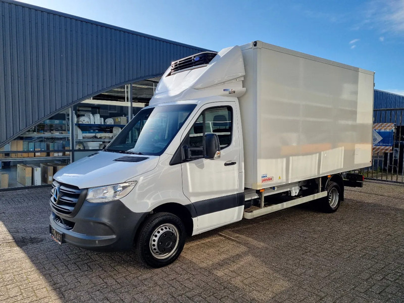 Mercedes-Benz Sprinter 516 CDI Kuhlkoffer/ Carrier/ 8 PALLETS/ EURO 6D - Furgoneta frigorifica: foto 4 Mercedes-Benz Sprinter 516 CDI Kuhlkoffer/ Carrier/ 8 PALLETS/ EURO 6D - Furgoneta frigorifica: foto 4