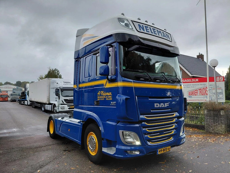 DAF XF 460 HOLLAND TRUCK IN EXCELLENT CONDITION - Cabeza tractora: foto 3 DAF XF 460 HOLLAND TRUCK IN EXCELLENT CONDITION - Cabeza tractora: foto 3