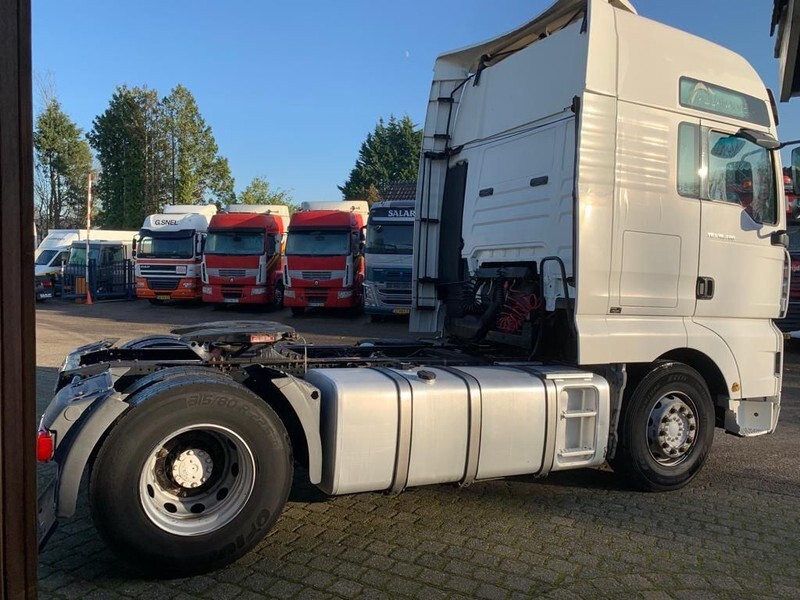 MAN TGA 18.480 6 HEAD ENGINE AUTOMATIC RETARDER - Cabeza tractora: foto 3 MAN TGA 18.480 6 HEAD ENGINE AUTOMATIC RETARDER - Cabeza tractora: foto 3