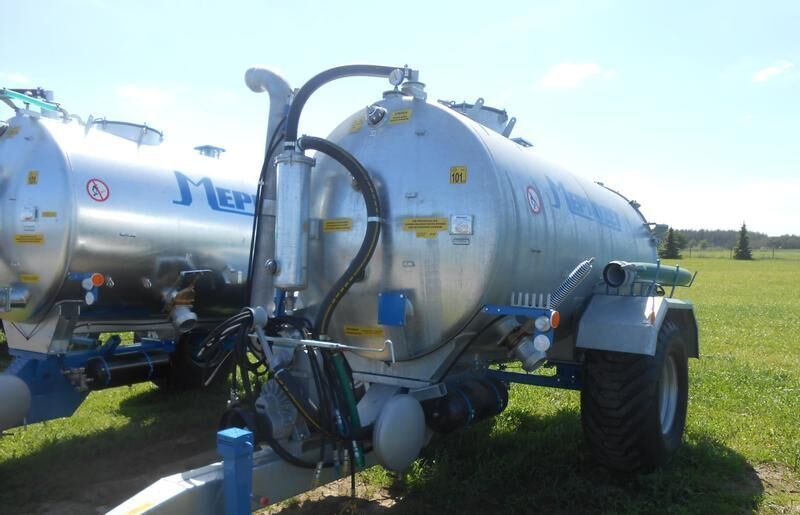 MEPROZET Güllefässer/ Slurry tank/ Beczkowóz T-528/5 (PN60/3) - Cuba de purín: foto 1 MEPROZET Güllefässer/ Slurry tank/ Beczkowóz T-528/5 (PN60/3) - Cuba de purín: foto 1