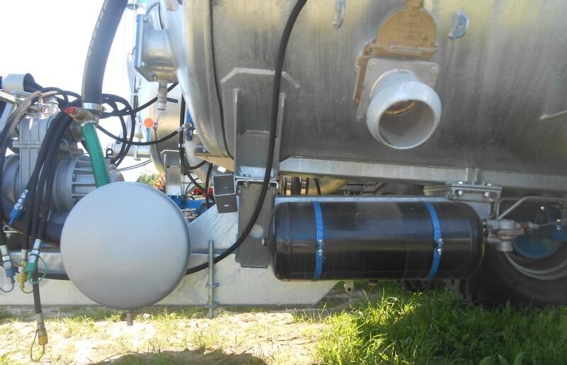 MEPROZET Güllefässer/ Slurry tank/ Beczkowóz T-528/5 (PN60/3) - Cuba de purín: foto 4 MEPROZET Güllefässer/ Slurry tank/ Beczkowóz T-528/5 (PN60/3) - Cuba de purín: foto 4