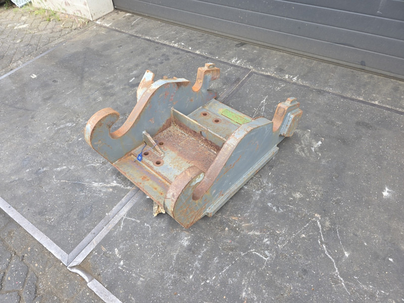 Adaptor plate cw55s kopplaat cw55s verachtert eurosteel - Acoplamiento rápido para Maquinaria de construcción: foto 1 Adaptor plate cw55s kopplaat cw55s verachtert eurosteel - Acoplamiento rápido para Maquinaria de construcción: foto 1