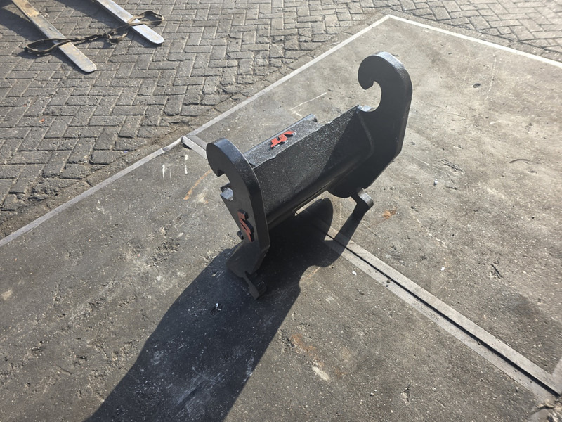 Verloop cw 30 cw 10 verachtert verloopplaat verachtert cw 10 cw 30 - Acoplamiento rápido para Maquinaria de construcción: foto 3 Verloop cw 30 cw 10 verachtert verloopplaat verachtert cw 10 cw 30 - Acoplamiento rápido para Maquinaria de construcción: foto 3