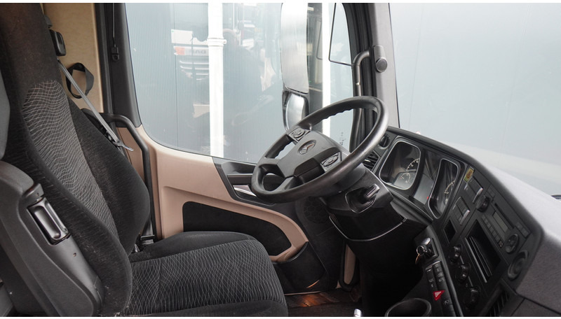 Mercedes-Benz ACTROS 1942 EURO 6 879.200KM - Cabeza tractora: foto 5 Mercedes-Benz ACTROS 1942 EURO 6 879.200KM - Cabeza tractora: foto 5