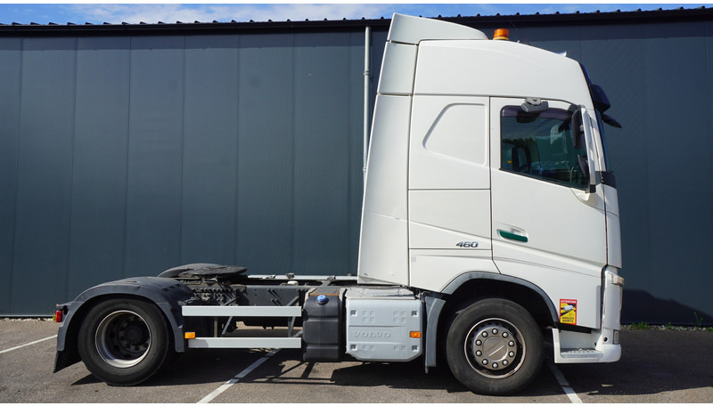 Volvo FH 460 EURO 6 GLOBETROTTER - Cabeza tractora: foto 2 Volvo FH 460 EURO 6 GLOBETROTTER - Cabeza tractora: foto 2