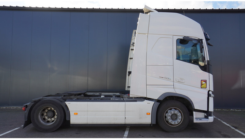 Volvo FH 500 GLOBETROTTER 847.000KM - Cabeza tractora: foto 2 Volvo FH 500 GLOBETROTTER 847.000KM - Cabeza tractora: foto 2