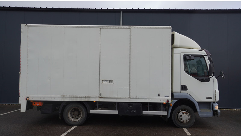 DAF LF 45.180 EURO 3 CLOSED BOX 290.000KM MANUAL GEARBOX - Camión caja cerrada: foto 2 DAF LF 45.180 EURO 3 CLOSED BOX 290.000KM MANUAL GEARBOX - Camión caja cerrada: foto 2