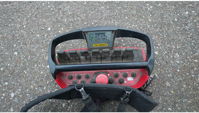 MAN TGS 41.460 8X4 OPEN BOX WITH PALFINGER PK 40002 EH CRANE 384.000KM - Camión grúa: foto 5 MAN TGS 41.460 8X4 OPEN BOX WITH PALFINGER PK 40002 EH CRANE 384.000KM - Camión grúa: foto 5