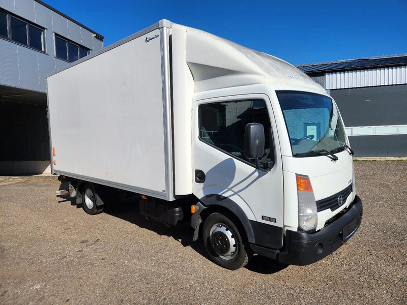 Nissan Cabstar 2012,146000km, Thermoking Frigo, Manual. Airco, New tyre - Furgoneta frigorifica: foto 1 Nissan Cabstar 2012,146000km, Thermoking Frigo, Manual. Airco, New tyre - Furgoneta frigorifica: foto 1