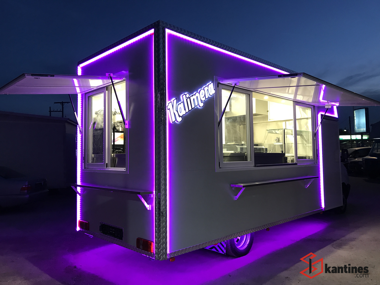 Camión tienda MERCEDES-BENZ 515 CDI: foto 18