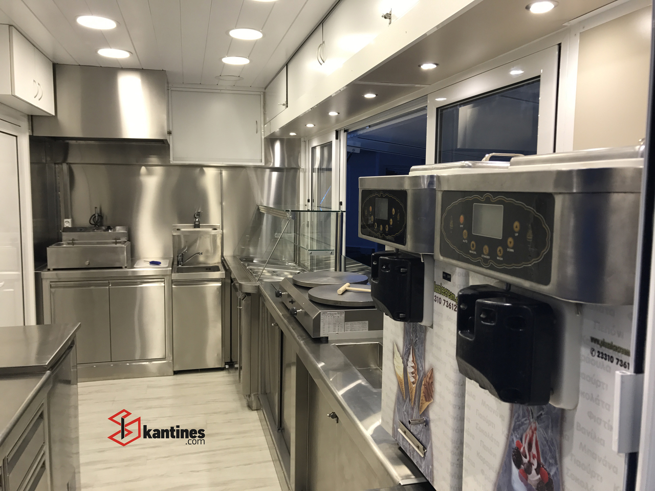 Camión tienda MERCEDES-BENZ 515 CDI: foto 11