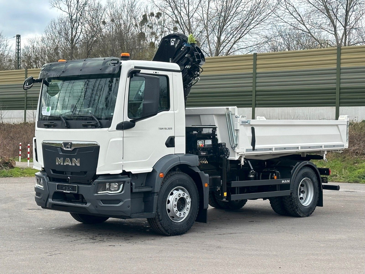MAN TGM 18.320 4x2 Euro6e Hiab X-HiDuo 138DS-3 - Camión volquete, Camión grúa: foto 4 MAN TGM 18.320 4x2 Euro6e Hiab X-HiDuo 138DS-3 - Camión volquete, Camión grúa: foto 4