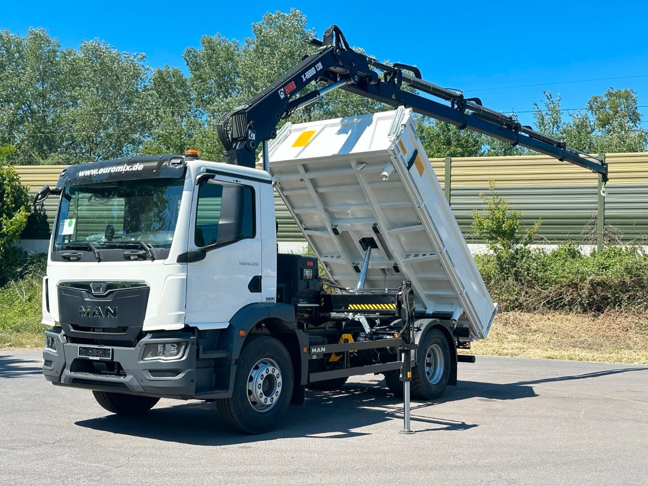 MAN TGM 18.320 4x2 Euro6e Hiab X-HiDuo 138DS-4 - Camión volquete, Camión grúa: foto 2 MAN TGM 18.320 4x2 Euro6e Hiab X-HiDuo 138DS-4 - Camión volquete, Camión grúa: foto 2