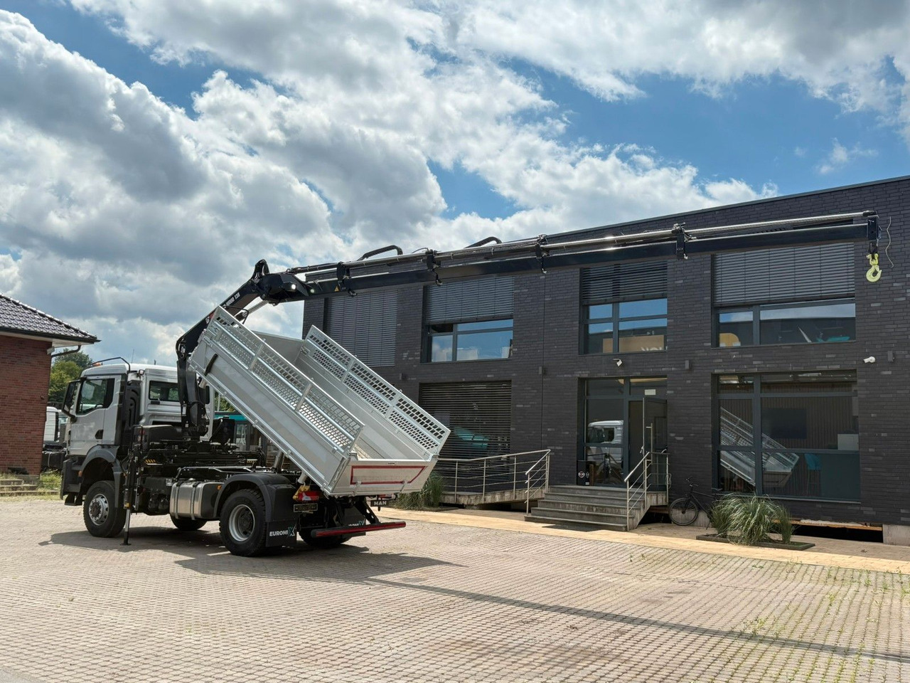MAN TGS 18.400 TG3 4x4 Euro6e Hiab X-HiDuo 138DS-4 - Camión volquete, Camión grúa: foto 5 MAN TGS 18.400 TG3 4x4 Euro6e Hiab X-HiDuo 138DS-4 - Camión volquete, Camión grúa: foto 5