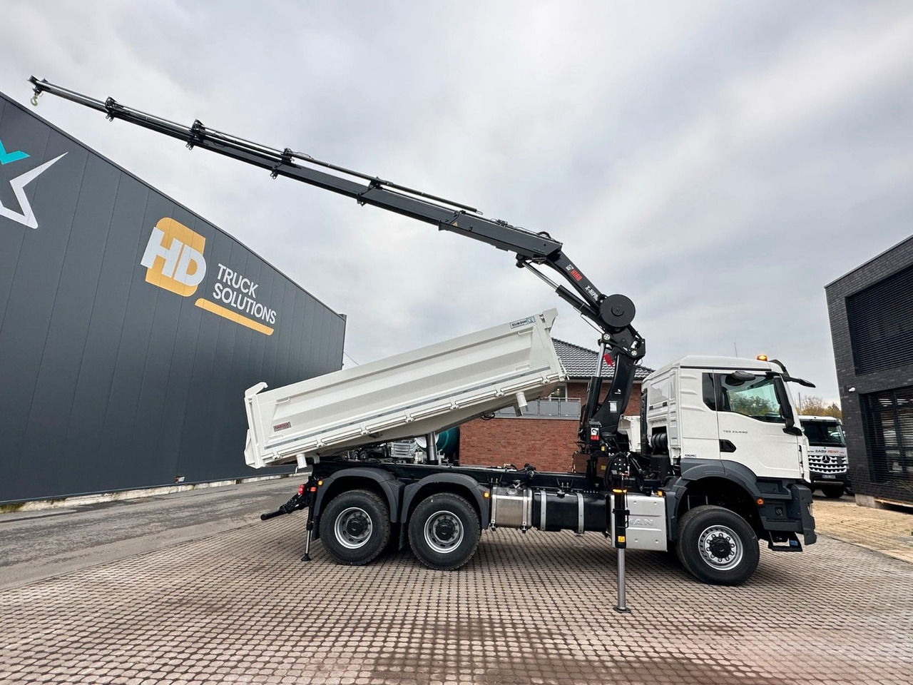 Camión volquete, Camión grúa MAN TGS 33.440 6x6 /3-Seiten- Kipper / Kran HIAB 302: foto 6