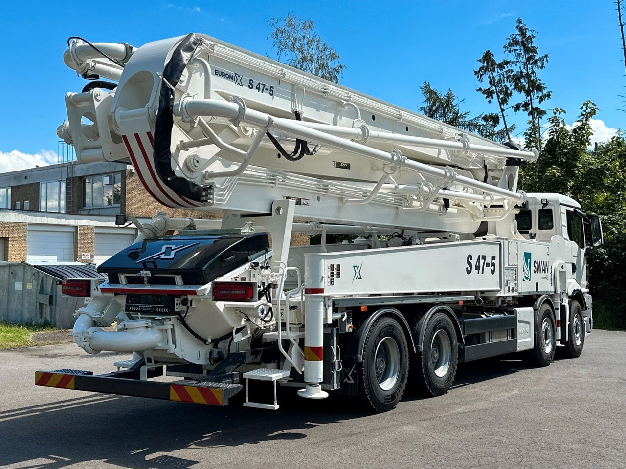 MAN TGS 41.520 8x4 SWAN TSP 47-5 160RZ ( 47m ) MAN TGS 41.520 8x4 SWAN TSP 47-5 160RZ ( 47m ) - Camión bomba de hormigón: foto 4 MAN TGS 41.520 8x4 SWAN TSP 47-5 160RZ ( 47m ) MAN TGS 41.520 8x4 SWAN TSP 47-5 160RZ ( 47m ) - Camión bomba de hormigón: foto 4