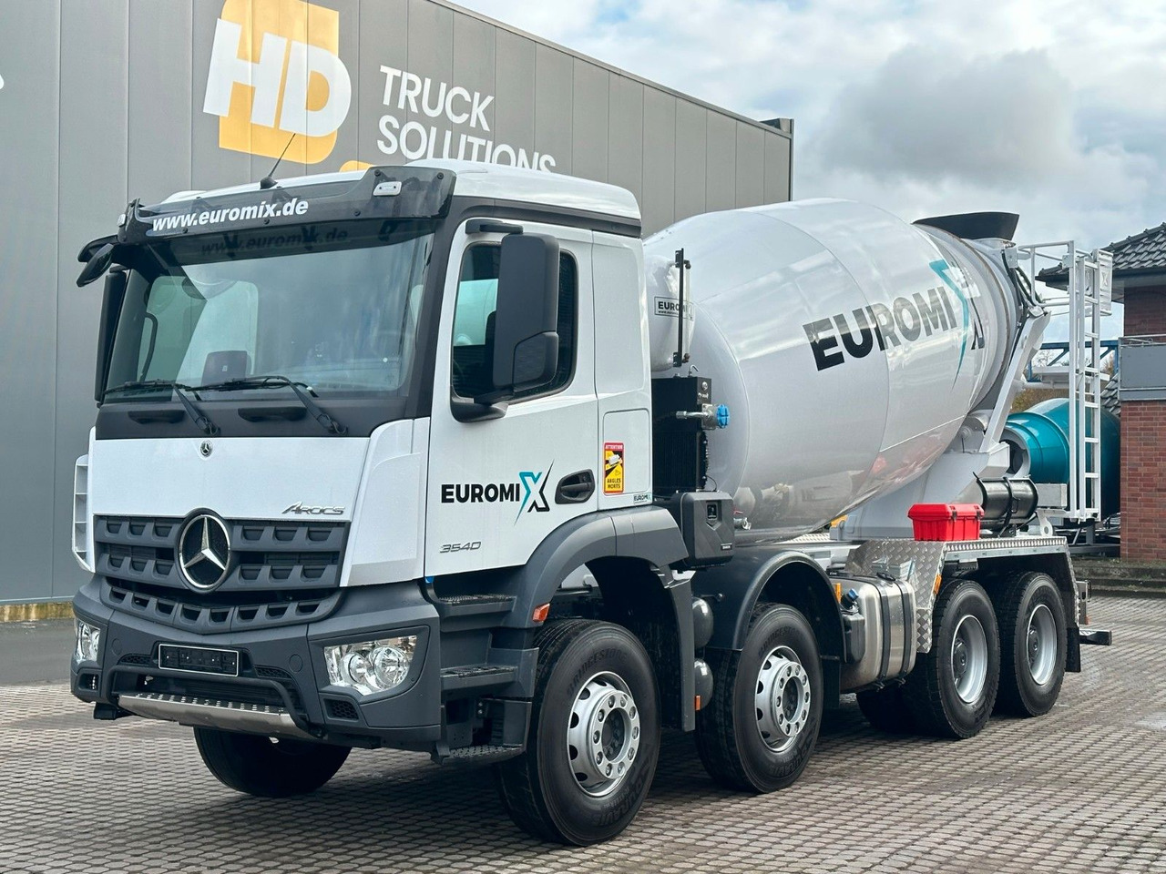 Mercedes-Benz Arocs 5 3540 8x4 EURO 6e EuromixMTP EM 9 L - Camión hormigonera: foto 1 Mercedes-Benz Arocs 5 3540 8x4 EURO 6e EuromixMTP EM 9 L - Camión hormigonera: foto 1
