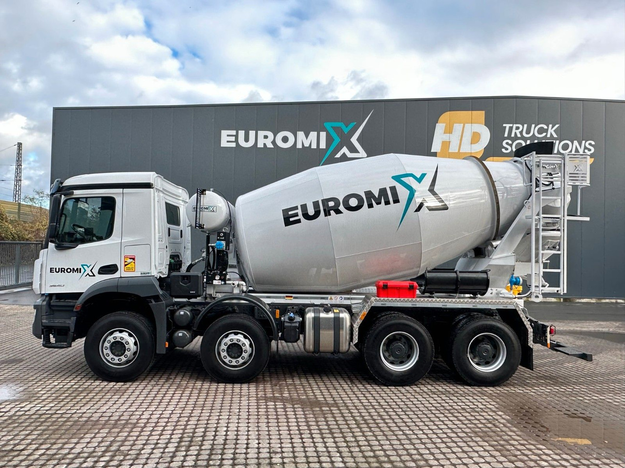 Mercedes-Benz Arocs 5 3540 8x4 EURO 6e EuromixMTP EM 9 L Mercedes-Benz Arocs 5 3540 8x4 EURO 6e EuromixMTP EM 9 L - Camión hormigonera: foto 3 Mercedes-Benz Arocs 5 3540 8x4 EURO 6e EuromixMTP EM 9 L Mercedes-Benz Arocs 5 3540 8x4 EURO 6e EuromixMTP EM 9 L - Camión hormigonera: foto 3