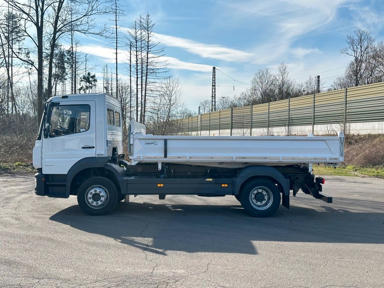 Mercedes-Benz Atego 1224 K EuromixMTP 3-Seiten-Kipper - Camión volquete: foto 3 Mercedes-Benz Atego 1224 K EuromixMTP 3-Seiten-Kipper - Camión volquete: foto 3
