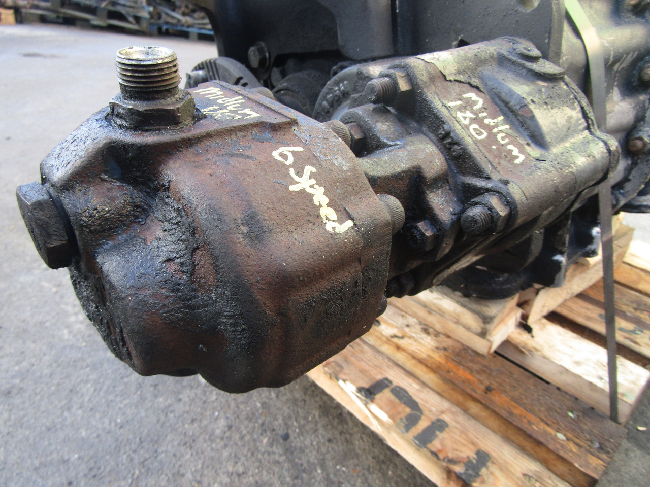 EATON 6 SPEED PTO (5206B GEARBOX) - Hidráulica para Camión: foto 2 EATON 6 SPEED PTO (5206B GEARBOX) - Hidráulica para Camión: foto 2