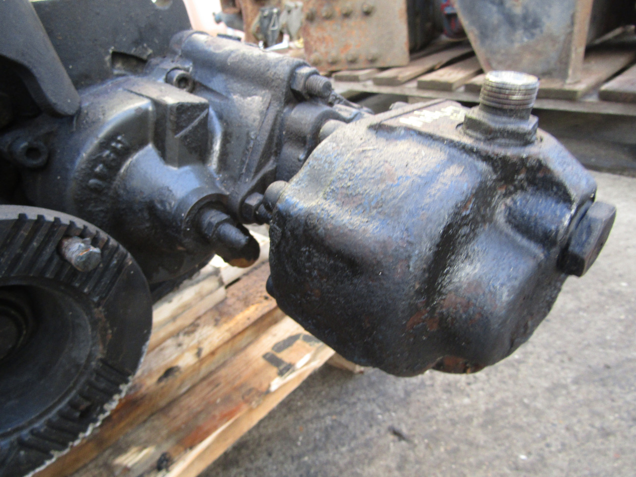 EATON 6 SPEED PTO (5206B GEARBOX) - Hidráulica para Camión: foto 3 EATON 6 SPEED PTO (5206B GEARBOX) - Hidráulica para Camión: foto 3