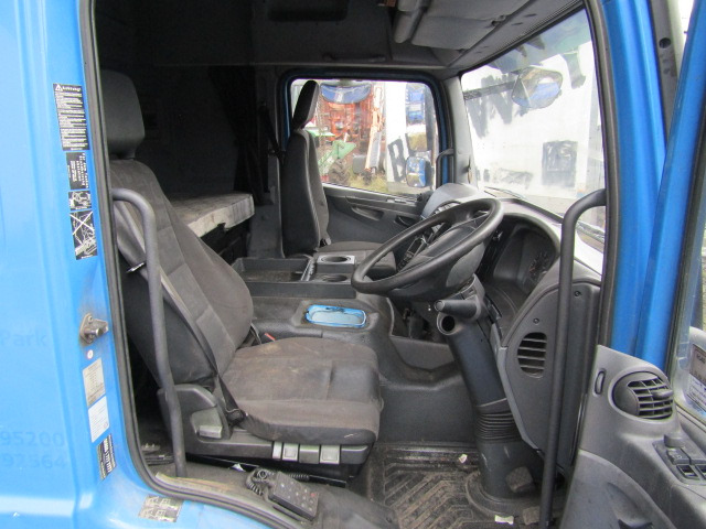 MERCEDES AXOR CAB EX 2012 - Cabina para Camión: foto 4 MERCEDES AXOR CAB EX 2012 - Cabina para Camión: foto 4