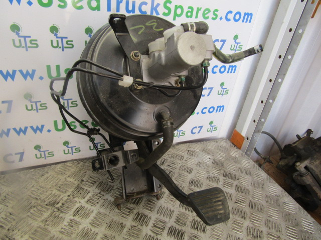 MITSUBISHI 3C11 / 3C13 BRAKE SERVO COMPLETE P/NO 864-03701/6420 - Piezas de freno para Camión: foto 2 MITSUBISHI 3C11 / 3C13 BRAKE SERVO COMPLETE P/NO 864-03701/6420 - Piezas de freno para Camión: foto 2