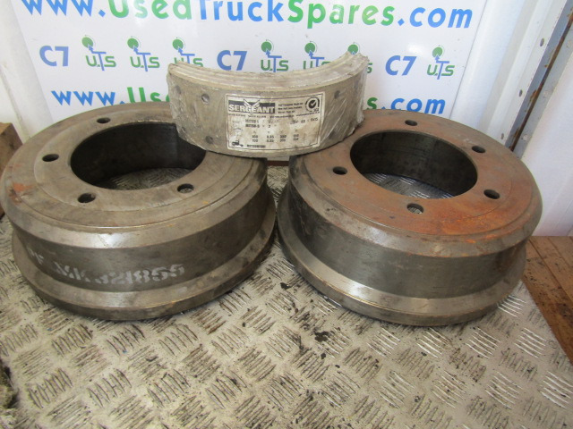 MITSUBISHI CANTER 6.5T REAR BRAKE DRUMS (PAIR) MK321855 (NEW) - Piezas de freno para Camión: foto 1 MITSUBISHI CANTER 6.5T REAR BRAKE DRUMS (PAIR) MK321855 (NEW) - Piezas de freno para Camión: foto 1