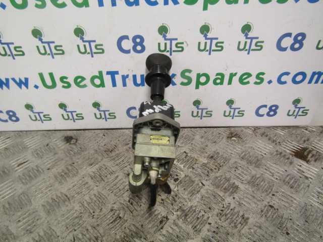 RENAULT PREMIUM DCI HAND BRAKE LEVER/VALVE WABCO P/NO 9617231340 - Sistema eléctrico para Camión: foto 3 RENAULT PREMIUM DCI HAND BRAKE LEVER/VALVE WABCO P/NO 9617231340 - Sistema eléctrico para Camión: foto 3