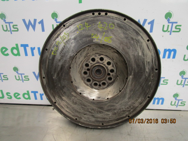 SCANIA 124 420 DC1203 FLYWHEEL - Motor y piezas para Camión: foto 1 SCANIA 124 420 DC1203 FLYWHEEL - Motor y piezas para Camión: foto 1