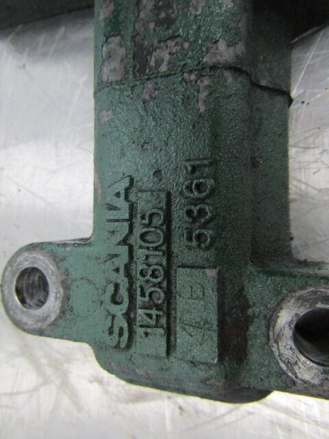 SCANIA 144/164 V8 OIL FILTER SPINNER P/NO 1458105 - Motor y piezas para Camión: foto 2 SCANIA 144/164 V8 OIL FILTER SPINNER P/NO 1458105 - Motor y piezas para Camión: foto 2