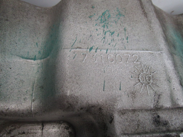 VOLVO FE 240/280 D7E INLET MANIFOLD 7316072 - Motor y piezas para Camión: foto 3 VOLVO FE 240/280 D7E INLET MANIFOLD 7316072 - Motor y piezas para Camión: foto 3