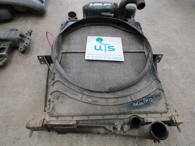 VOLVO FM12 RADIATOR/INTERCOOLER PACK P/NO 20460180/20484916 - Radiador para Camión: foto 1 VOLVO FM12 RADIATOR/INTERCOOLER PACK P/NO 20460180/20484916 - Radiador para Camión: foto 1